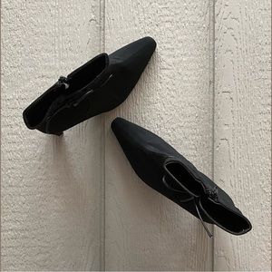 Coup d'etat Zip Heel Boots